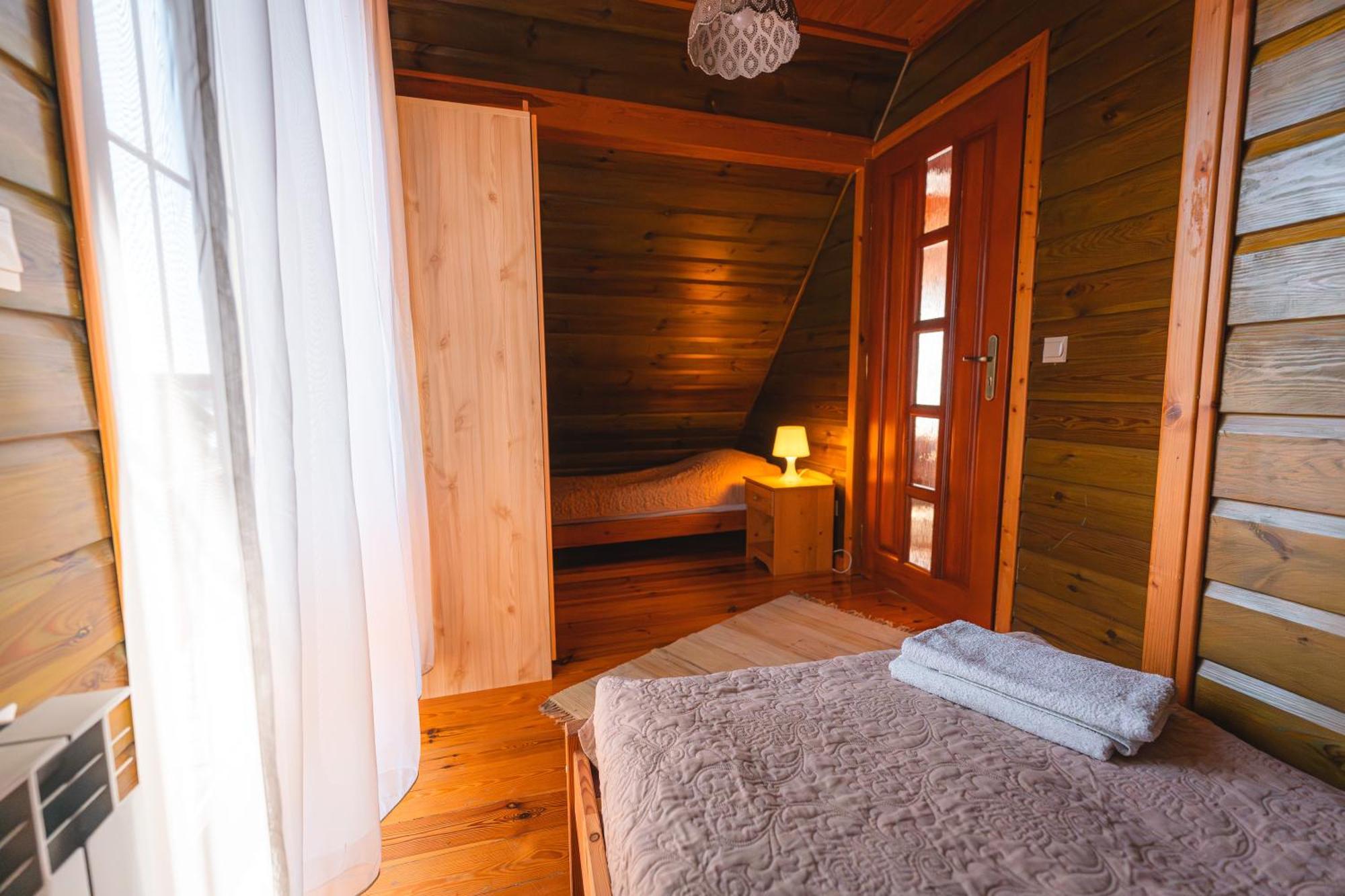 Bug Na Skarpie - Domek Wypoczynkowy Z Jacuzzi I Kominkiem Дрохичин Экстерьер фото